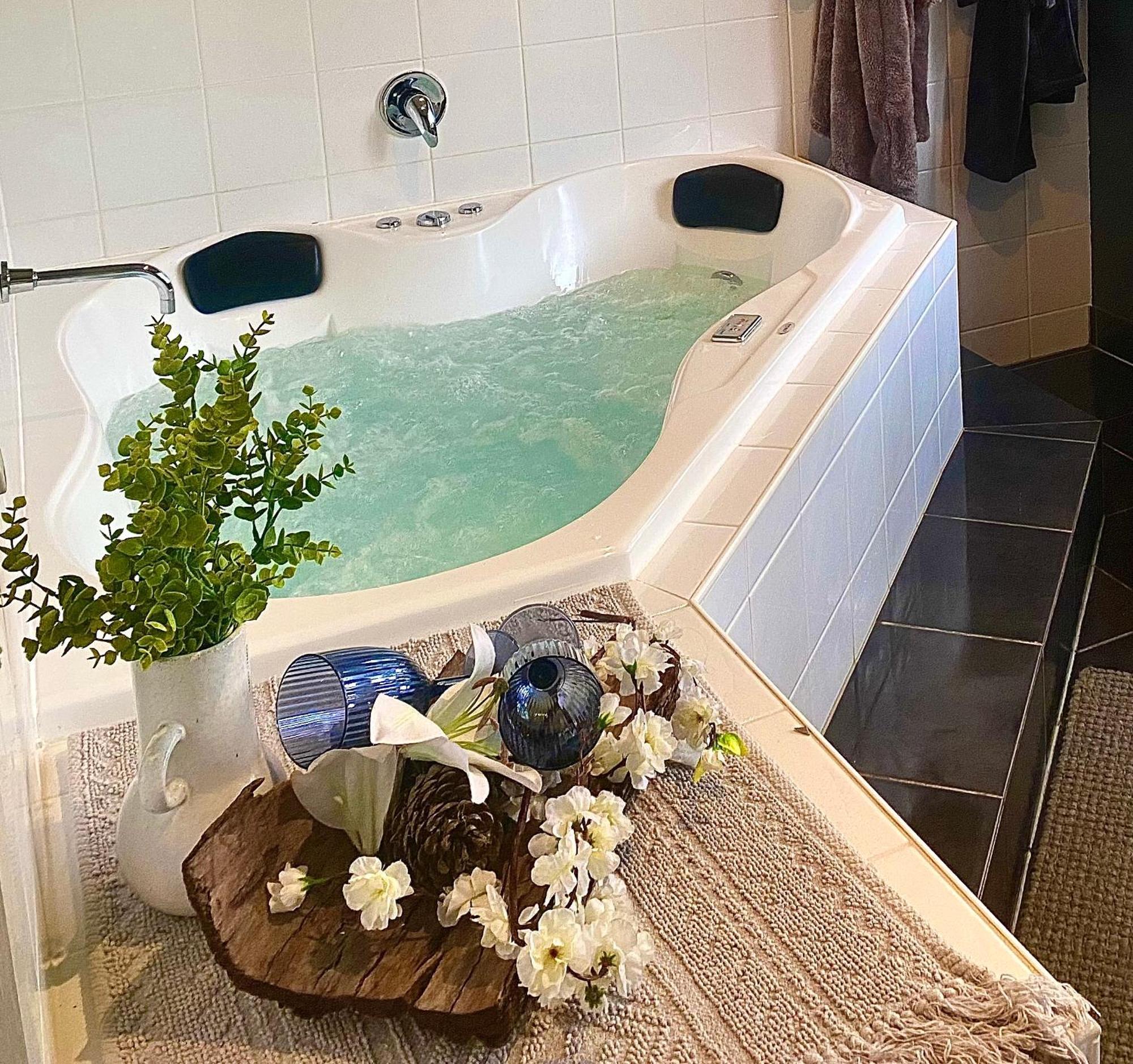 Couple'S Luxury Resort Spa Retreat Cowes Eksteriør bilde